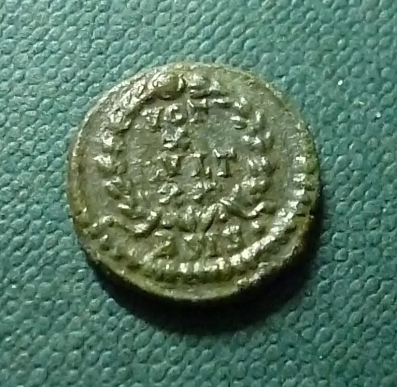 Roma Bajo Imperio Moneda 1/2 Centenional Año 379 Dc Ceca Siscia Emperador Teodosio Aa27 - Imagen 2