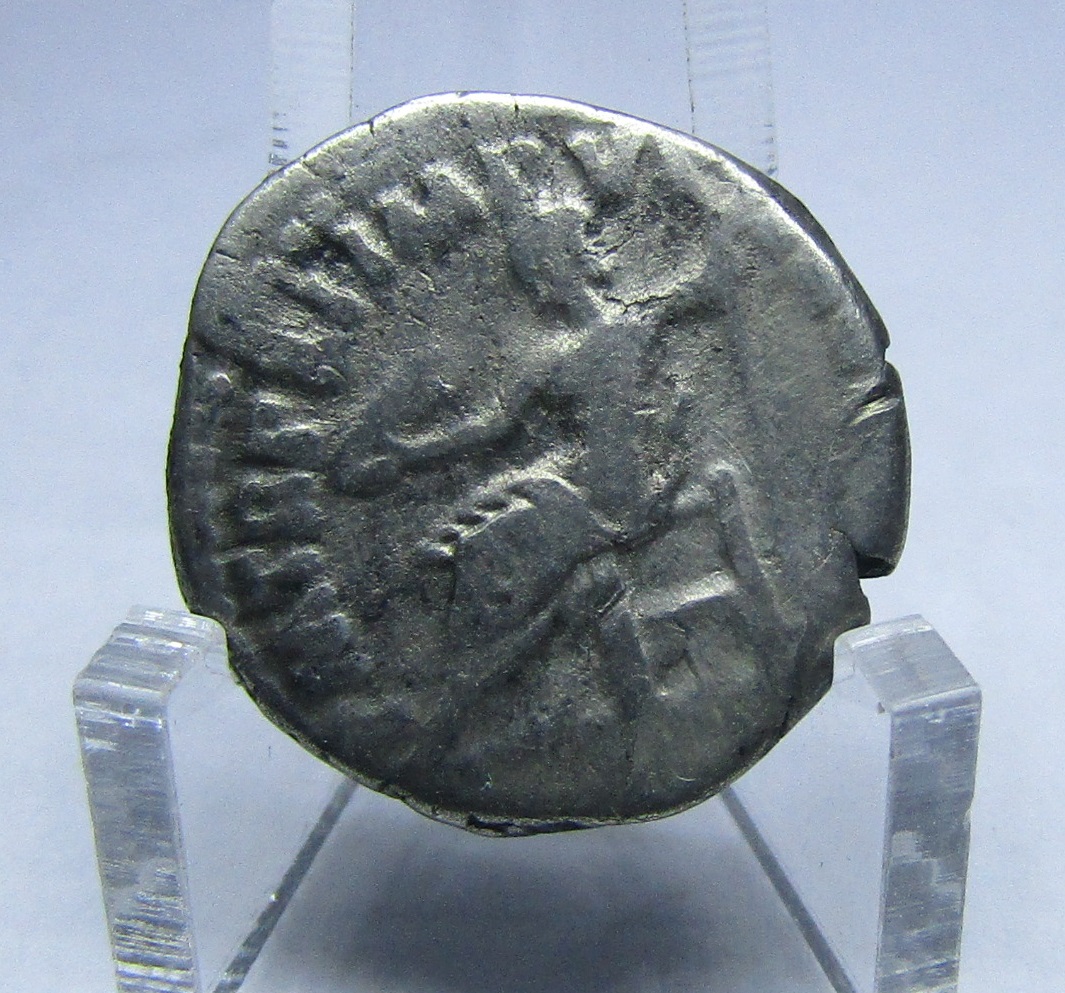 Roma Imperial Moneda Ar Denario 177-192 Comodo, Plata S-5694 RR12 - Imagen 2